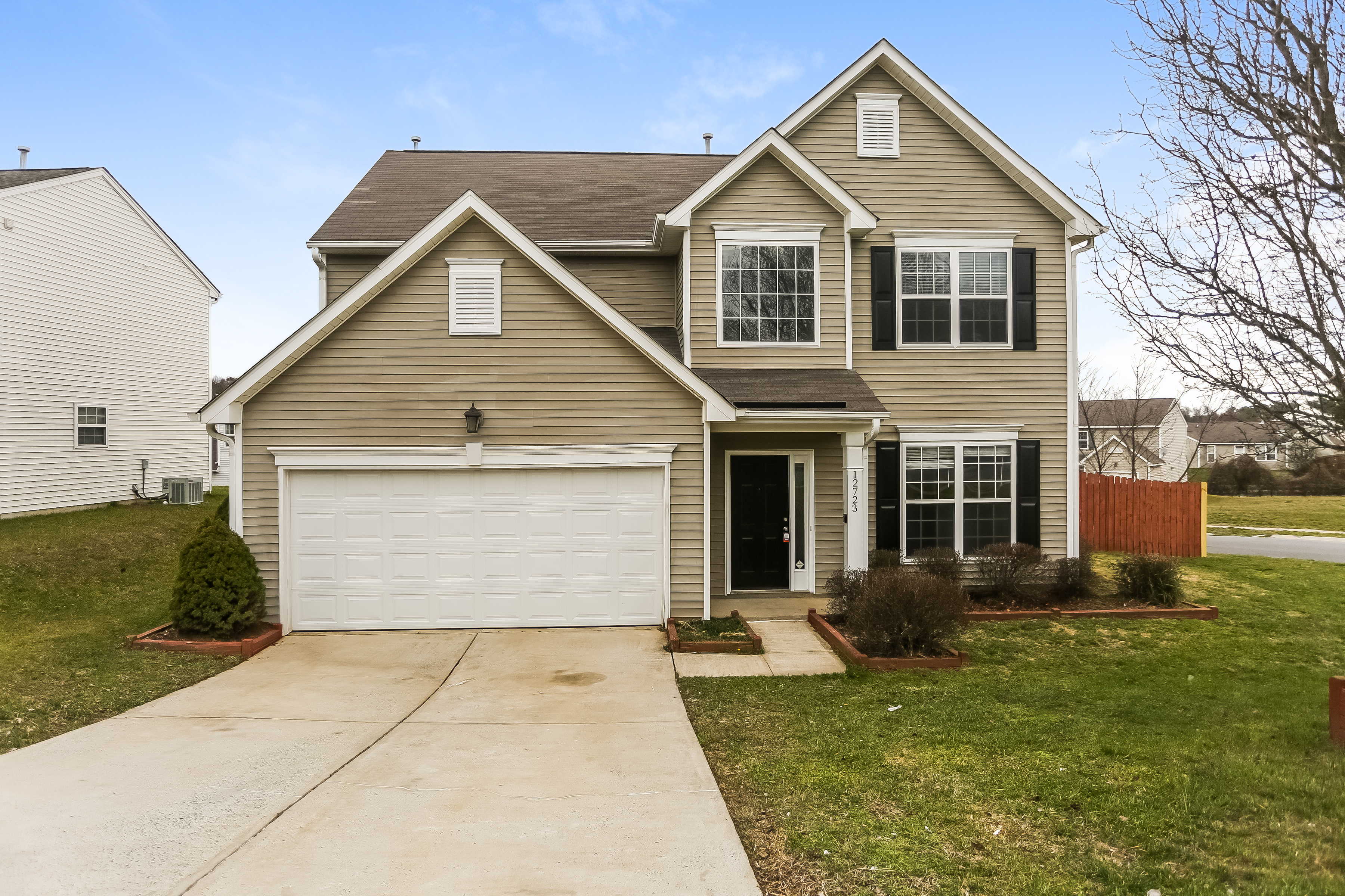 12723 Deaton Hill Dr Charlotte, NC 28269